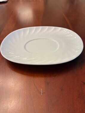 Corning Corelle Enhancements White Porcelain White Gravy Boat Underplate USA